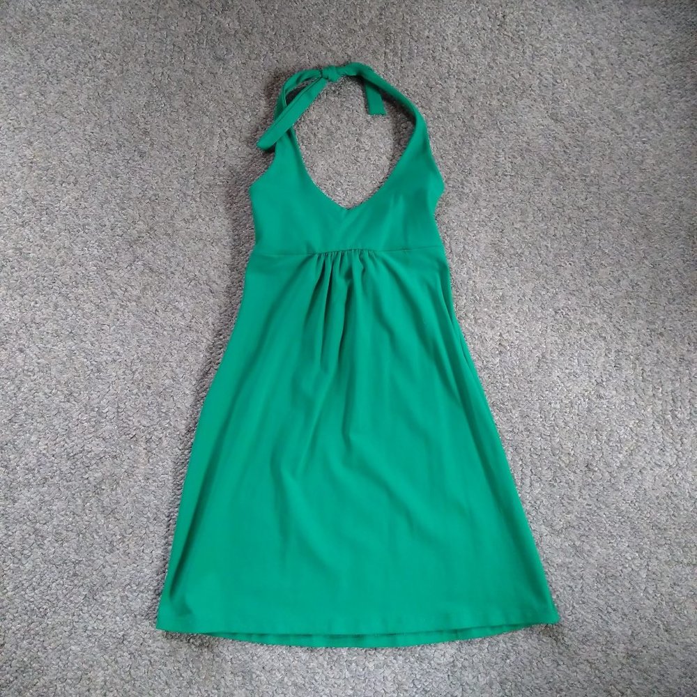 green minidress